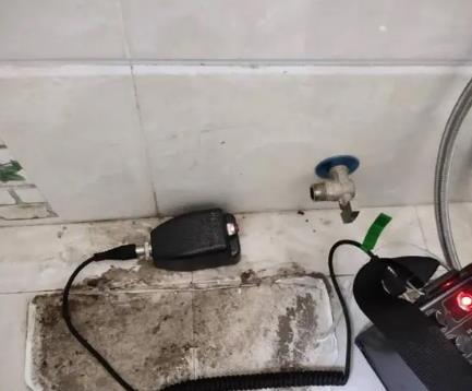 庄浪屋顶漏水维修公司分享下卫生间漏水的危害及解决方法